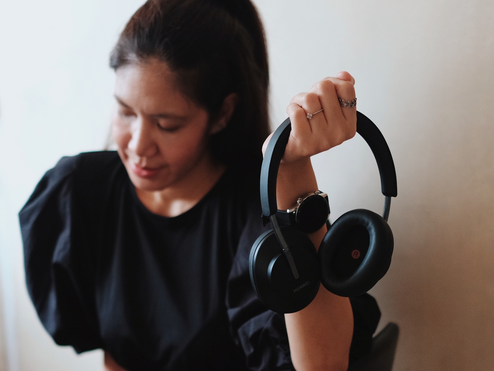 HUAWEI Freebuds Studio Review: Active Noise Cancelling with Touch Control