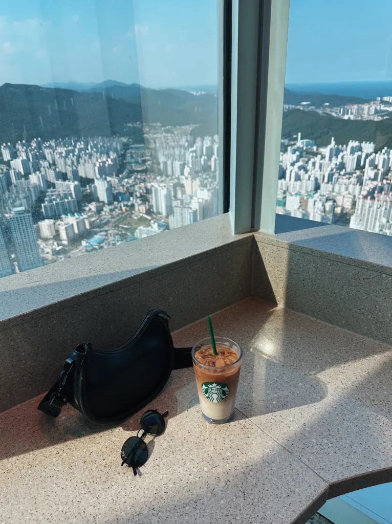 Starbucks Busan Starbucks X the Sky